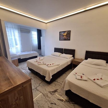 Alis Hotel Фетие Екстериор снимка