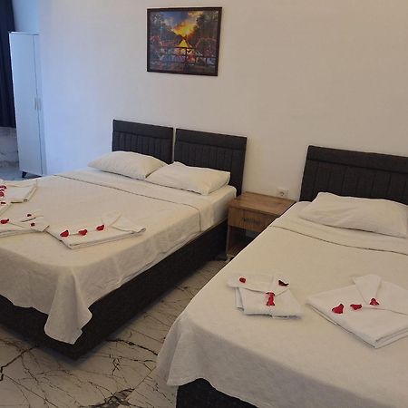 Alis Hotel Фетие Екстериор снимка