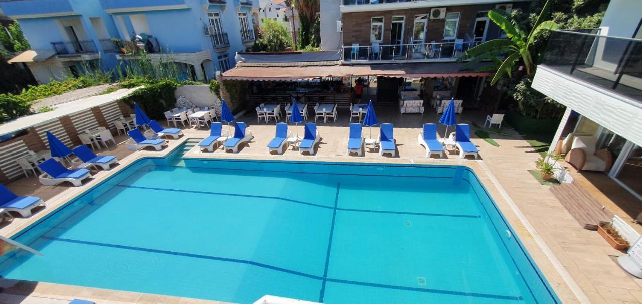 Alis Hotel Фетие Екстериор снимка