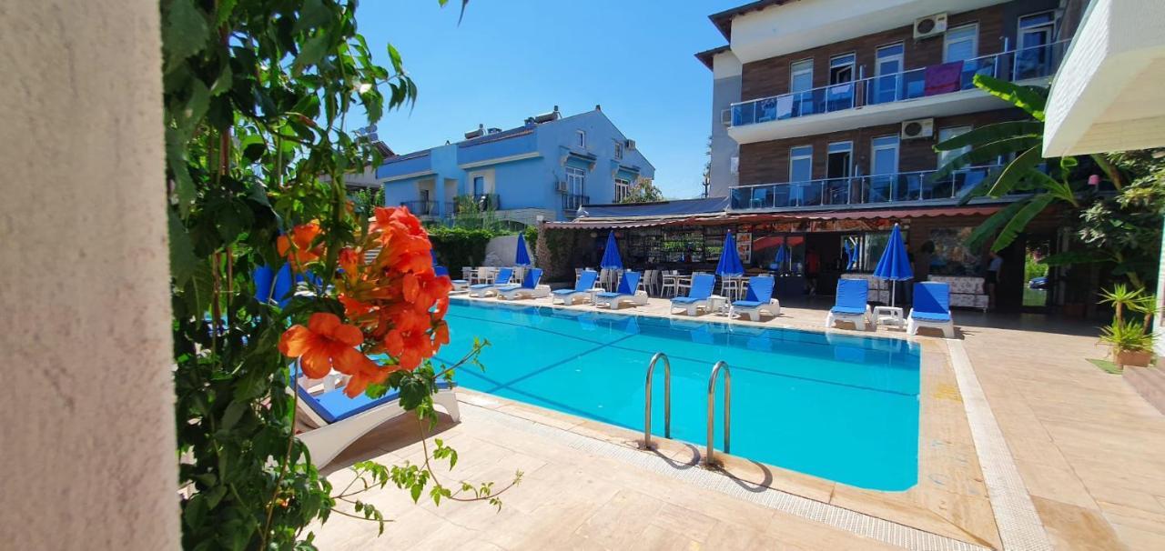 Alis Hotel Фетие Екстериор снимка