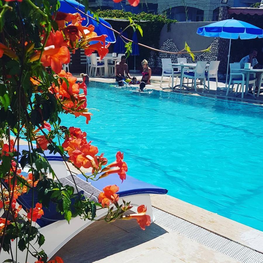 Alis Hotel Фетие Екстериор снимка