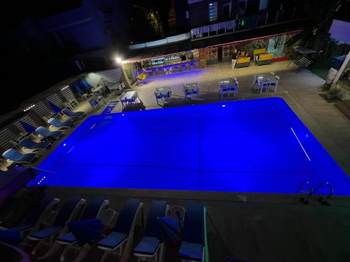 Alis Hotel Фетие Екстериор снимка