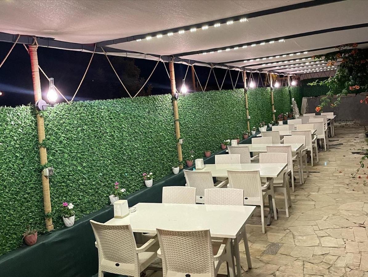 Alis Hotel Фетие Екстериор снимка