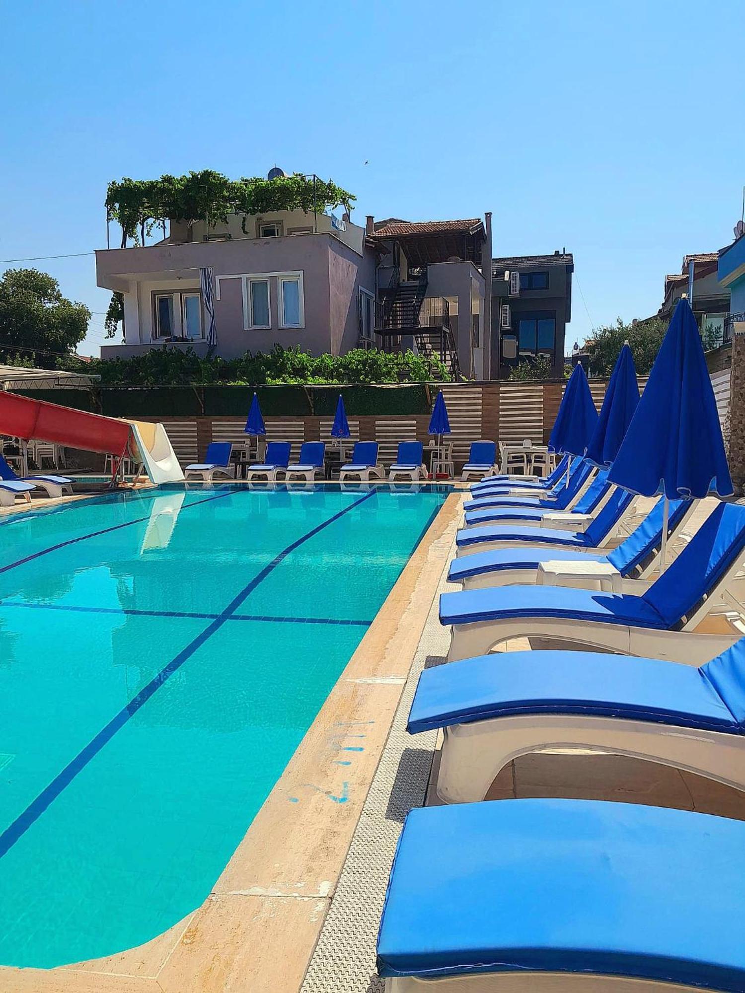 Alis Hotel Фетие Екстериор снимка