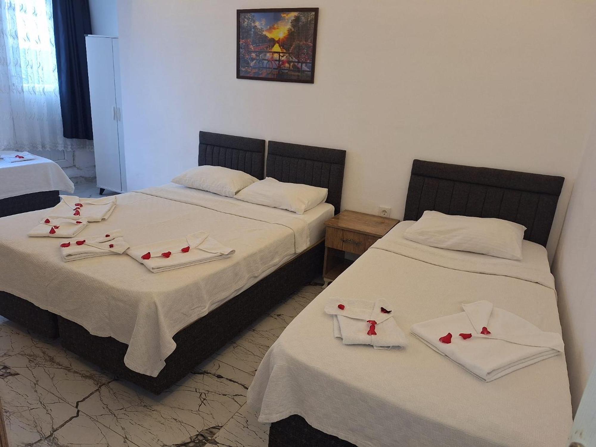 Alis Hotel Фетие Екстериор снимка