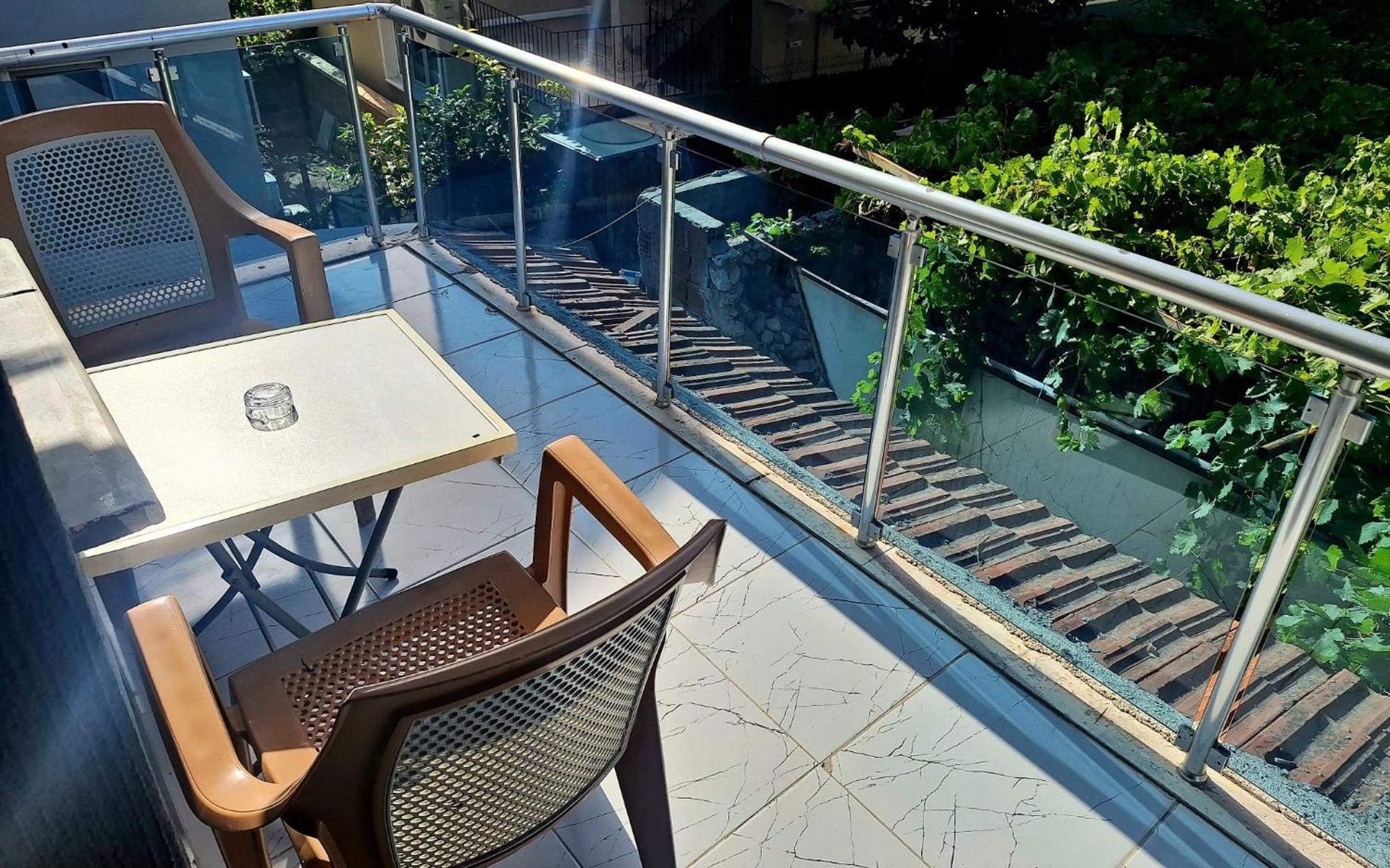 Alis Hotel Фетие Екстериор снимка