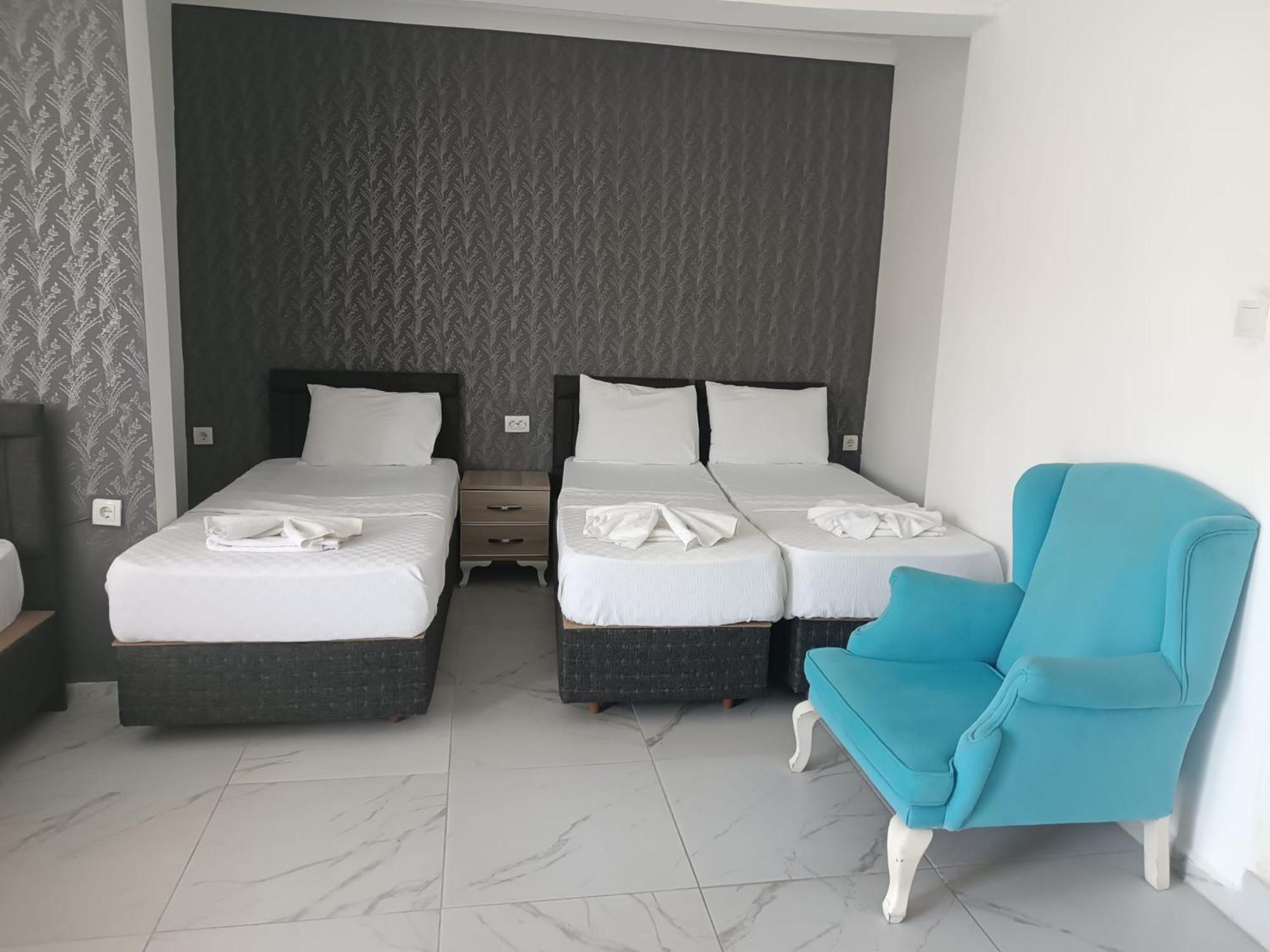 Alis Hotel Фетие Екстериор снимка