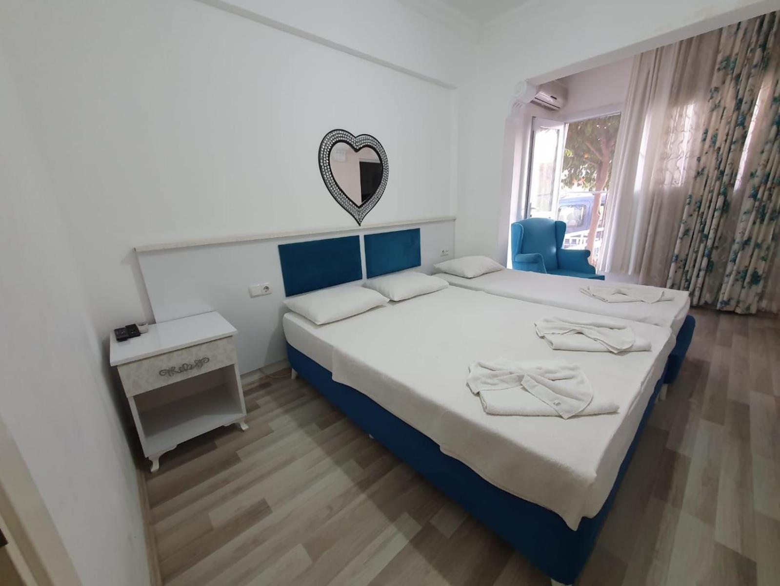Alis Hotel Фетие Екстериор снимка
